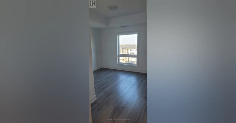 306-4 Spice Way, Barrie, ON, L9J 0M2 - 6