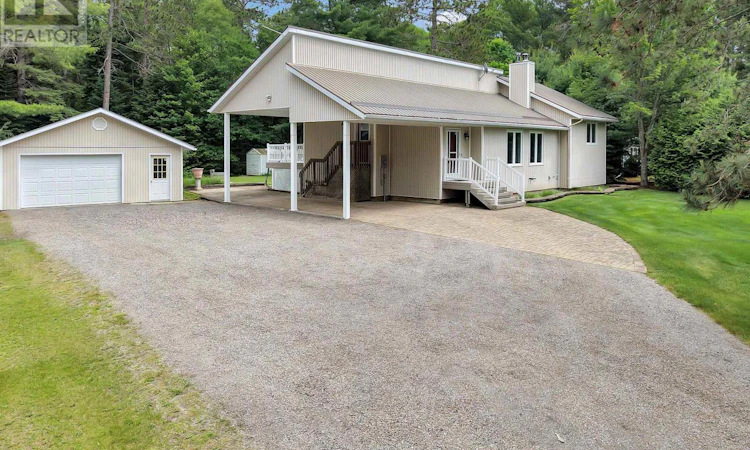 81 Flying Club Road
