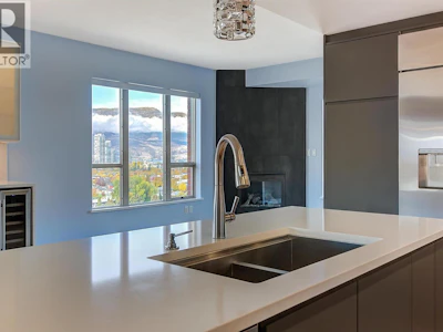 1209-1160 Bernard Avenue - 3