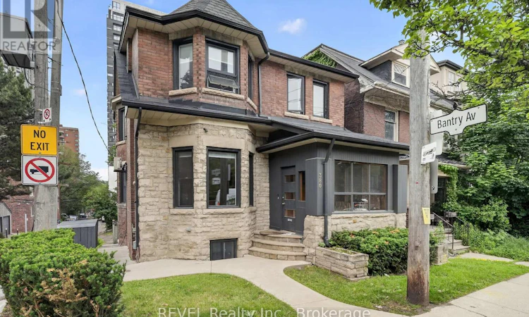 380 Spadina Road