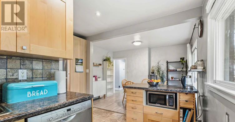21 Sheridan Lane, Hamilton, ON, L8S 2N3 - 21