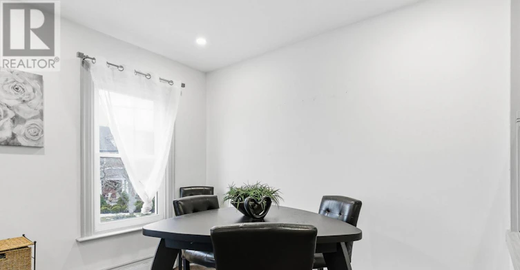 UPPER-300 George Street, Cobourg, ON, K9A 3L8 - 4
