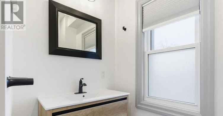 UPPER-300 George Street, Cobourg, ON, K9A 3L8 - 16