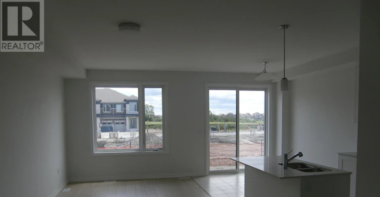39 Sandels Avenue, Richmond Hill, ON, L4S 0R7 - 4