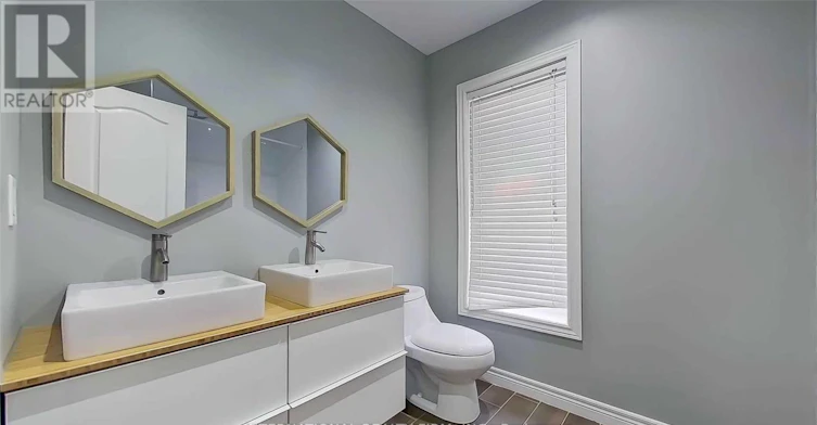 2 Dolce Crescent, Vaughan, ON, L4H 3C7 - 22
