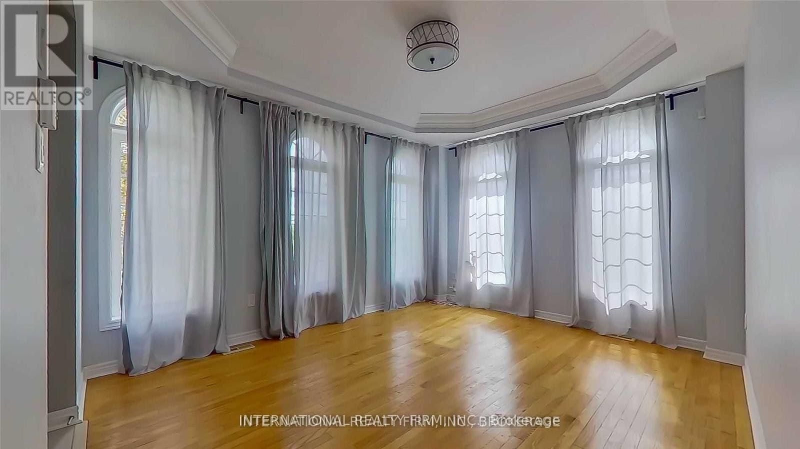 2 Dolce Crescent, Vaughan, ON, L4H 3C7 - 7