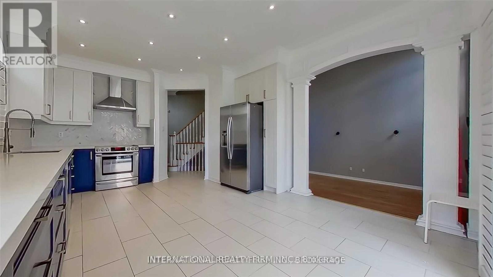 2 Dolce Crescent, Vaughan, ON, L4H 3C7 - 13