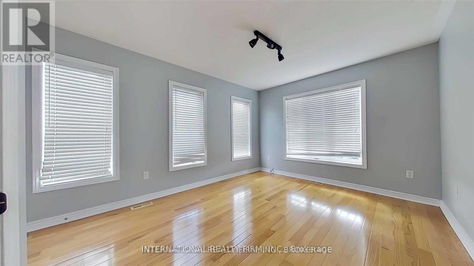 2 Dolce Crescent, Vaughan, ON, L4H 3C7 - 26