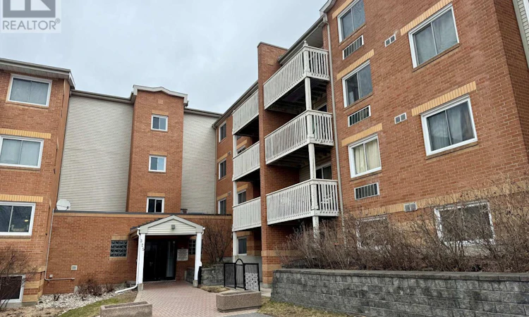 407-325 Centrum Boulevard