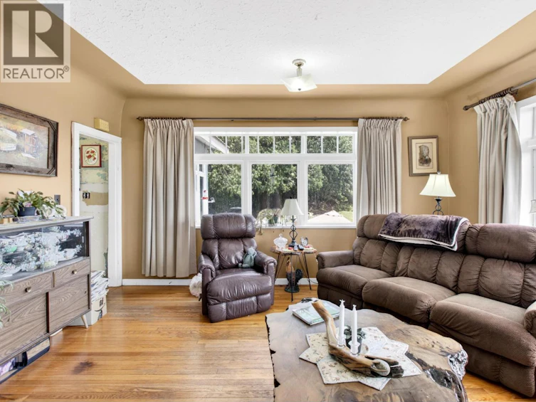 28203 Lougheed Highway, Maple Ridge, BC, V2W 1L1 - 16