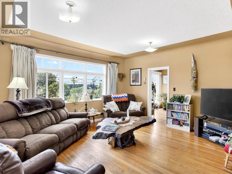 28203 Lougheed Highway, Maple Ridge, BC, V2W 1L1 - 15
