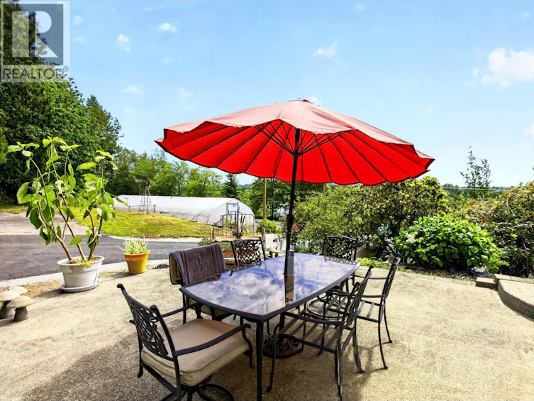 28203 Lougheed Highway, Maple Ridge, BC, V2W 1L1 - 32