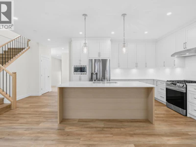 13618 231 Street - 5