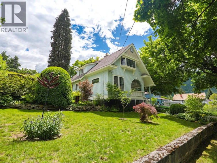 502 Houston Street, Nelson, BC, V1L 5H7 - 2