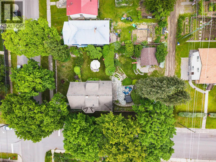 502 Houston Street, Nelson, BC, V1L 5H7 - 72