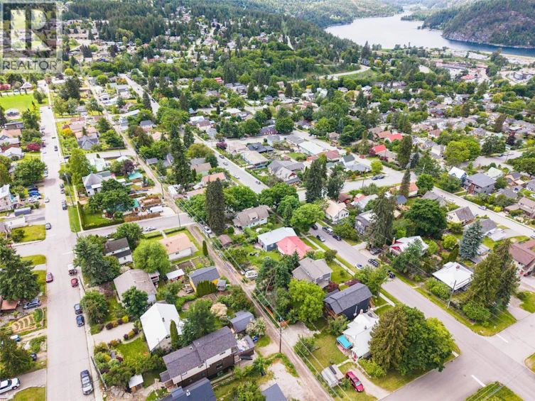 502 Houston Street, Nelson, BC, V1L 5H7 - 69