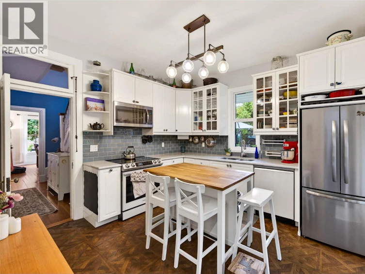 502 Houston Street, Nelson, BC, V1L 5H7 - 13