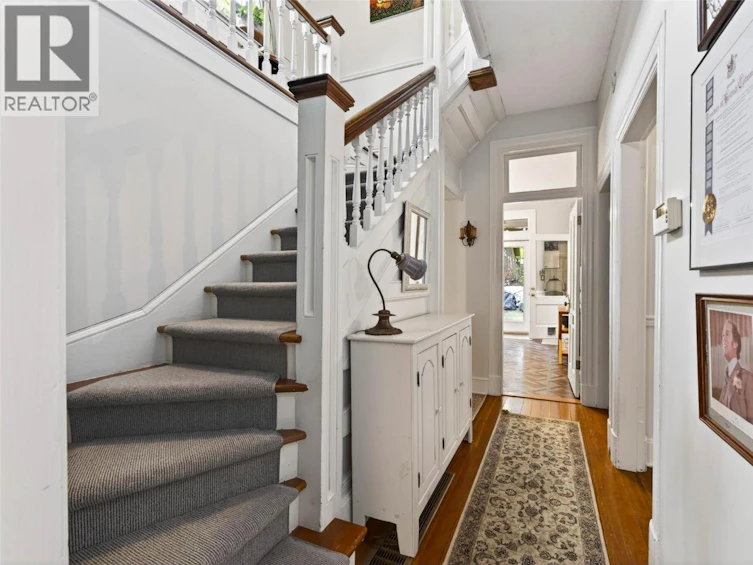 502 Houston Street, Nelson, BC, V1L 5H7 - 39