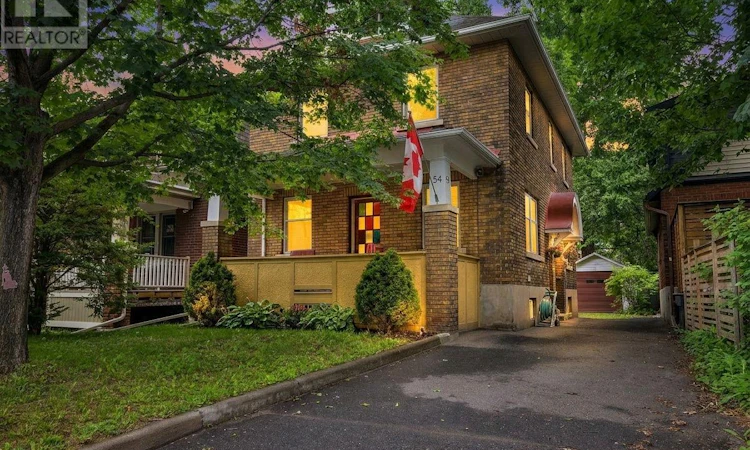 54 Glendale Avenue