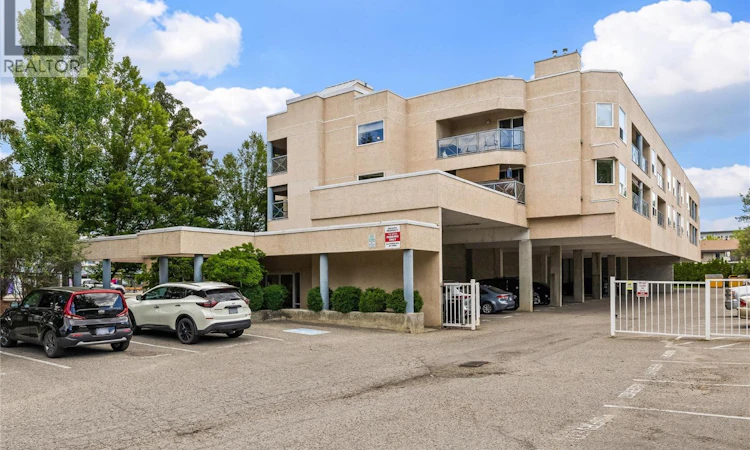 401-3115 De Montreuil Court
