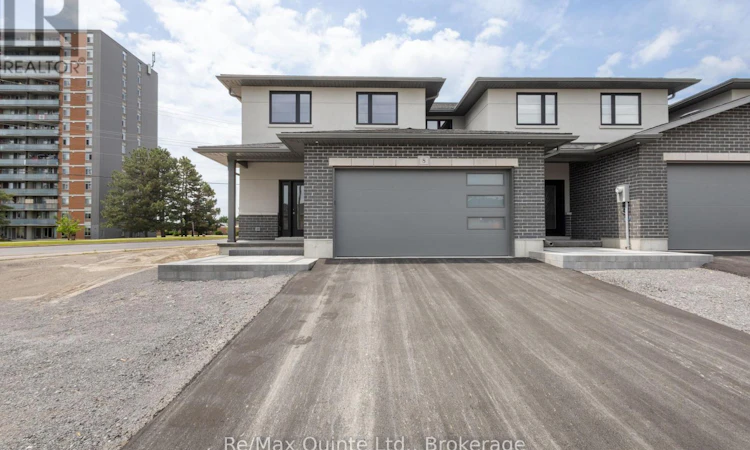 8 Stinson Avenue