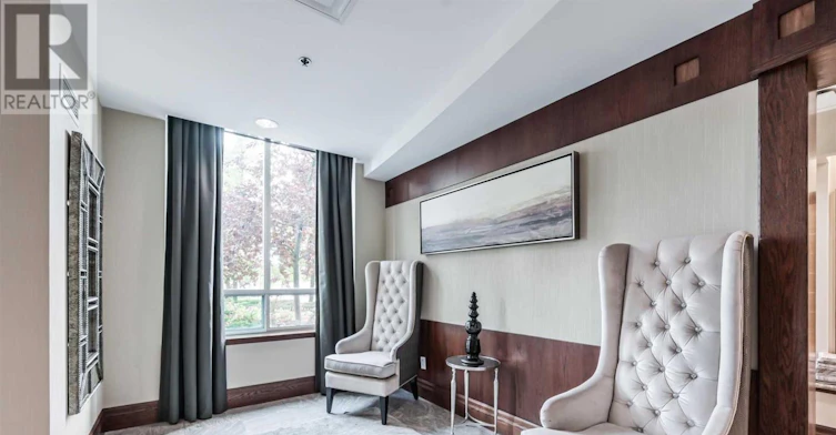 610-39 Oneida Crescent, Richmond Hill, ON, L4B 4T9 - 4
