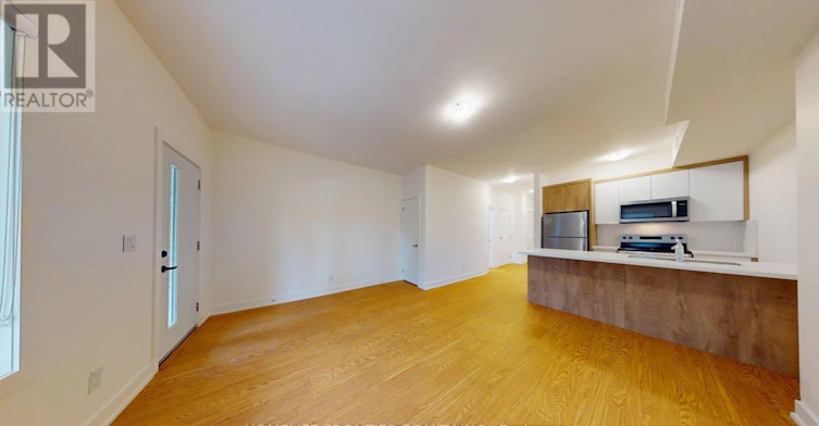 2 (MAIN-1089 Glencairn Avenue, Toronto, ON, M6B 2B1 - 6