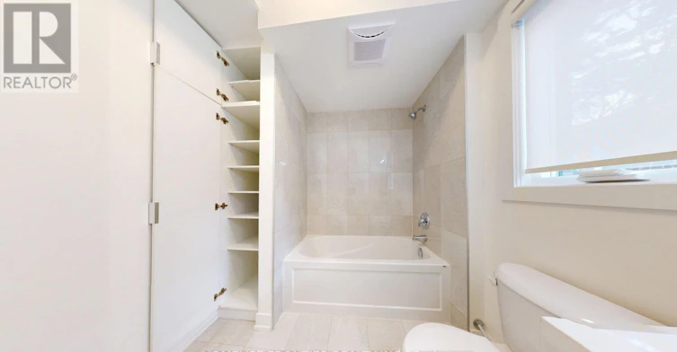 2 (MAIN-1089 Glencairn Avenue, Toronto, ON, M6B 2B1 - 15