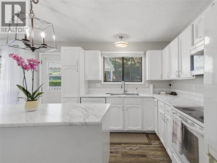 6193 Dallas Drive, Kamloops, BC, V2C 5Z9 - 18
