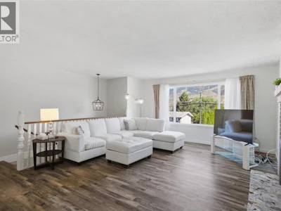 6193 Dallas Drive - 3