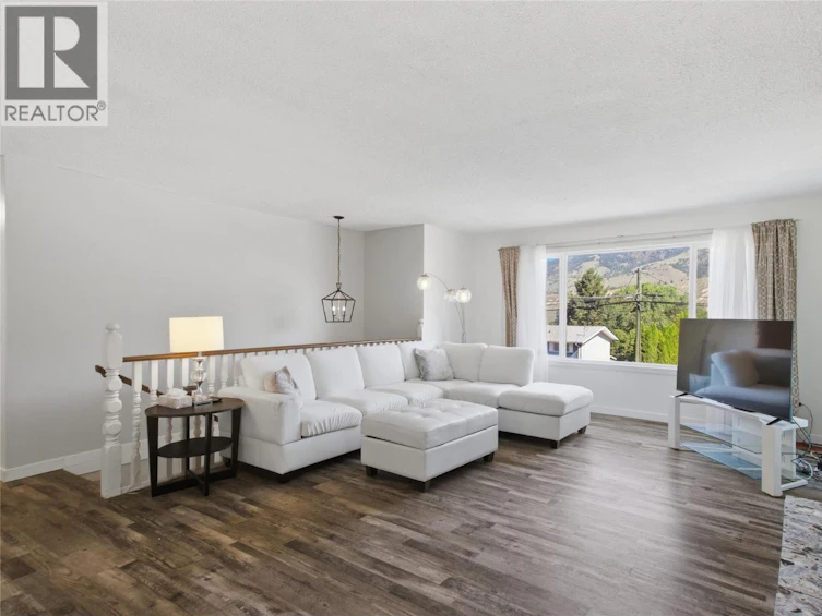 6193 Dallas Drive, Kamloops, BC, V2C 5Z9 - 3