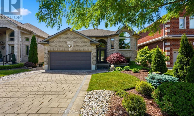 813 Leacock Way