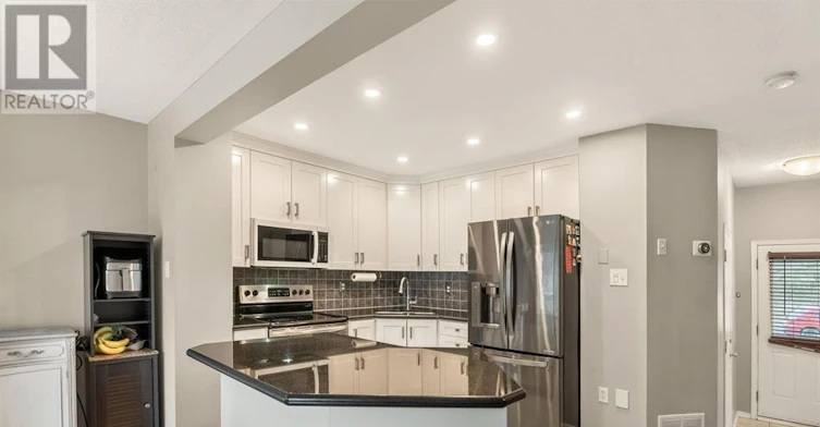 106 Blackdome Crescent, Ottawa, ON, K2T 1B1 - 5