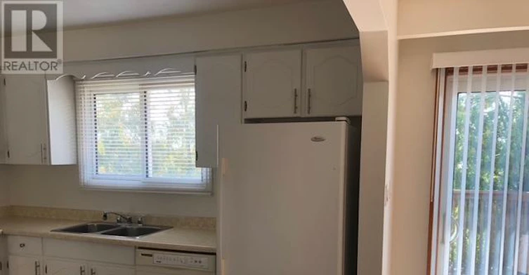 MAIN-791 Sheppard Avenue, Pickering, ON, L1V 1G4 - 8