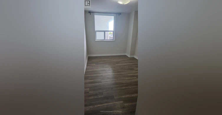 1009-1 Massey Square, Toronto, ON, M4C 5L4 - 10