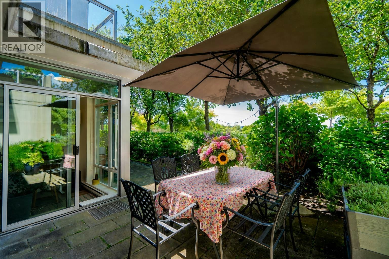331-2288 W Broadway, Vancouver, BC, V6K 0B3