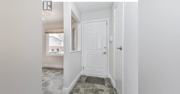 22-1115 Nellis Street, Woodstock, ON, N4T 1P6 - 8