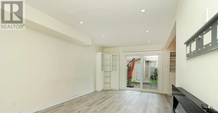 27 Prairie Dunes Place, Vaughan, ON, L4K 2E4 - 4