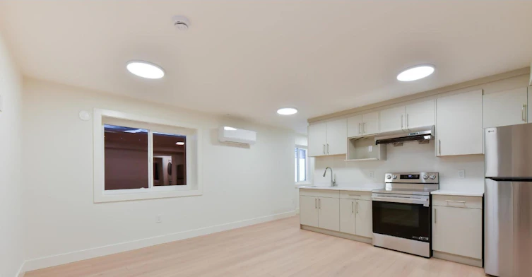Basement-11004 78 Avenue, Delta, BC, V4C 1N5 - 6