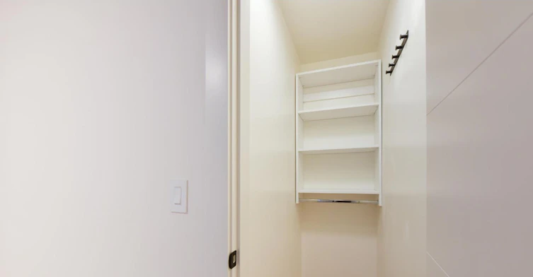 Basement-11004 78 Avenue, Delta, BC, V4C 1N5 - 9