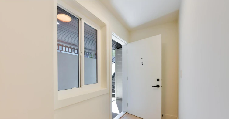 Basement-11004 78 Avenue, Delta, BC, V4C 1N5 - 3