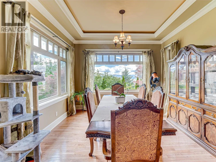 677 Cypress Drive, Coldstream, BC, V1B 3Y5 - 11