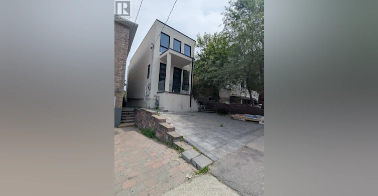SECOND FLOOR-2099 A Dufferin Street, Toronto, ON, M6E 3R3