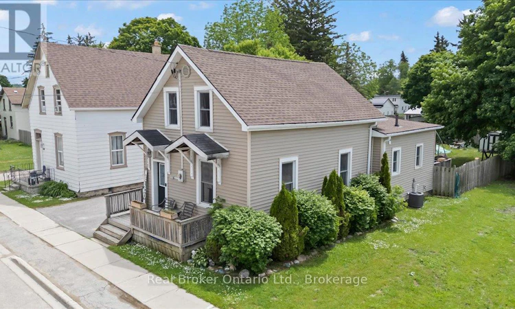 115 Durham Street W