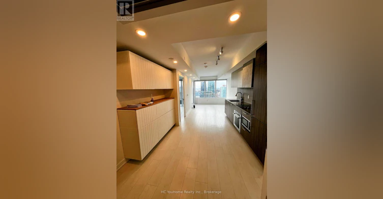 2510-19 Western Battery Road, Toronto, ON, M6K 0E3 - 2