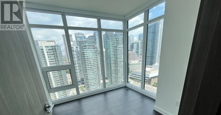 2303-1 Concord Cityplace Way, Toronto, ON, M5V 0T5 - 6