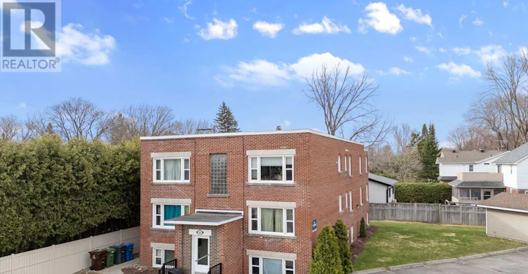 5-54 Centennial Boulevard, Ottawa, ON, K1S 0M9