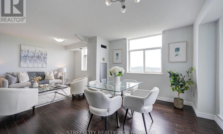 1311-3559 Eglinton Avenue W