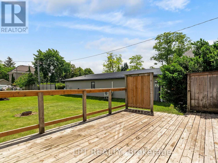 38 Main Street N, Huron East, ON, N0K 1W0 - 31