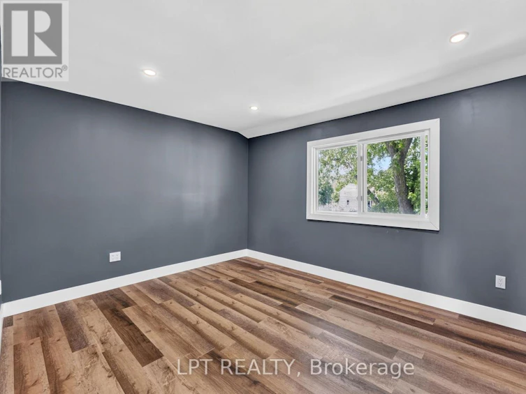 38 Main Street N, Huron East, ON, N0K 1W0 - 25